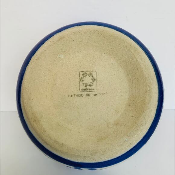 Vintage Mexican Stoneware Pottery Bowl - Picture 8 of 8